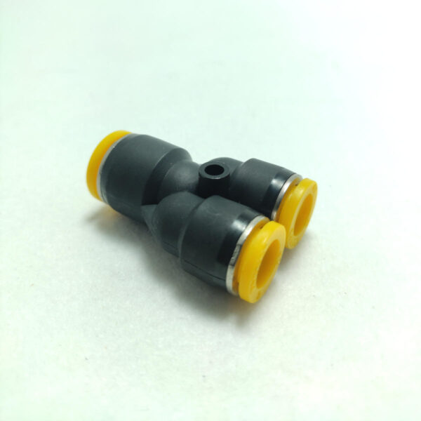 FUYR1210 - União redutora em Y para tubo de 12 mm para 10 mm