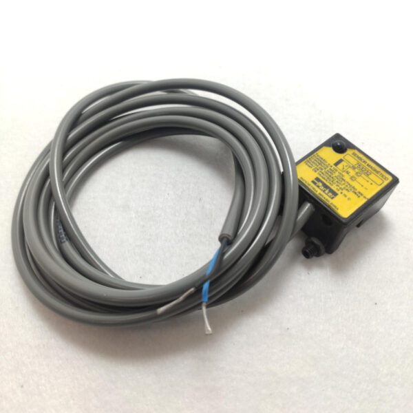 753232 - Sensor magnético NA, 0 - 60 VDC com cabo para cilindro tirantado