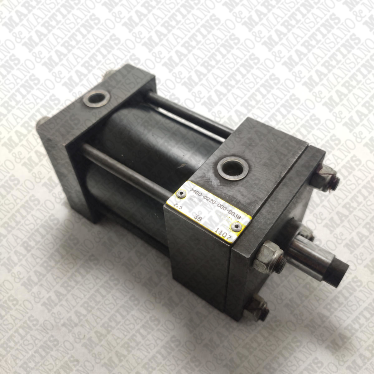 340002200000038 - Cilindro pneumático dupla ação série 3400 diam. 2 1/2", basico, curso 38 mm - Imagem 2