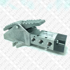 PVN35019000C - Válvula pedal/trava (com suporte) 5/2 vias R 1/4" NPT